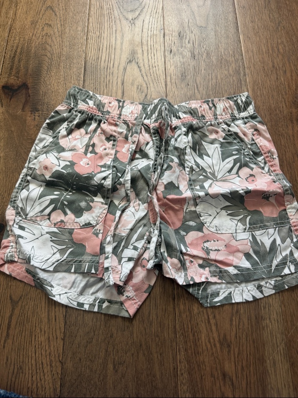 C&C California Pink & Gray Floral Drawstring Athletic Shorts